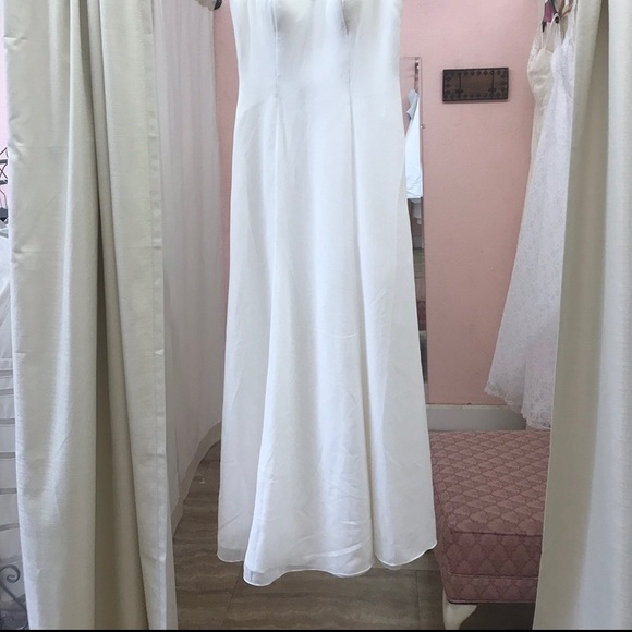 Hilary Morgan Wedding Dress, Style 20803 - Picture 4 of 6